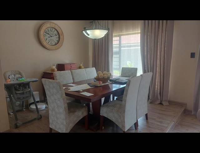 4 BEDROOM HOUSE FOR SALE IN PARKRAND